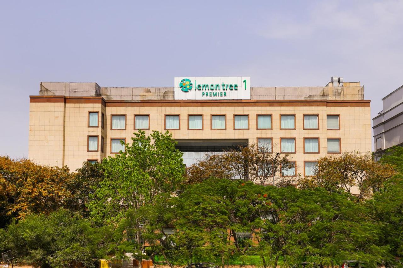 Отель Lemon Tree Premier 1, Gurugram Гургаон Экстерьер фото