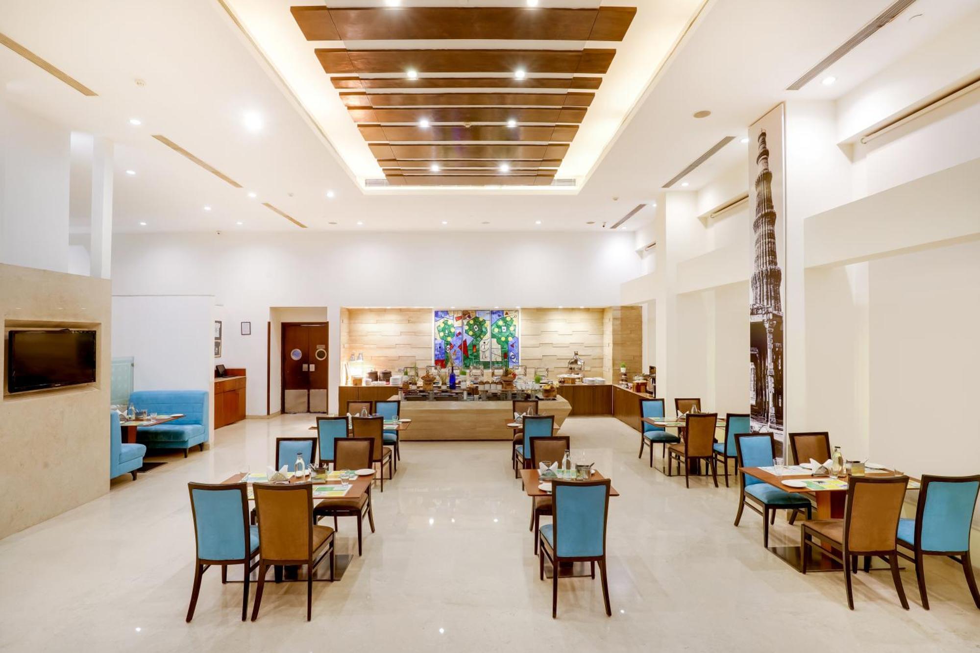 Отель Lemon Tree Premier 1, Gurugram Гургаон Экстерьер фото
