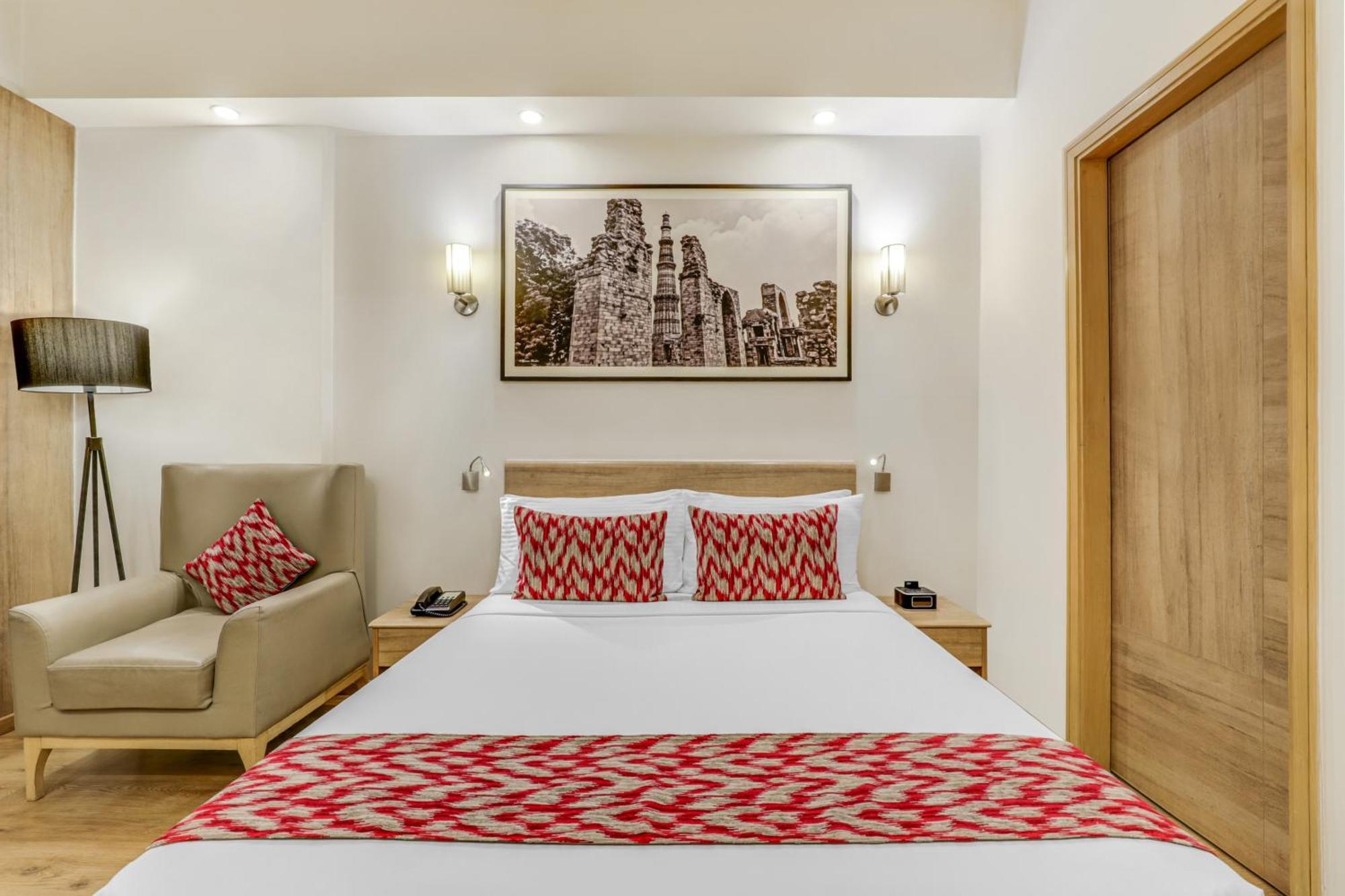 Отель Lemon Tree Premier 1, Gurugram Гургаон Экстерьер фото